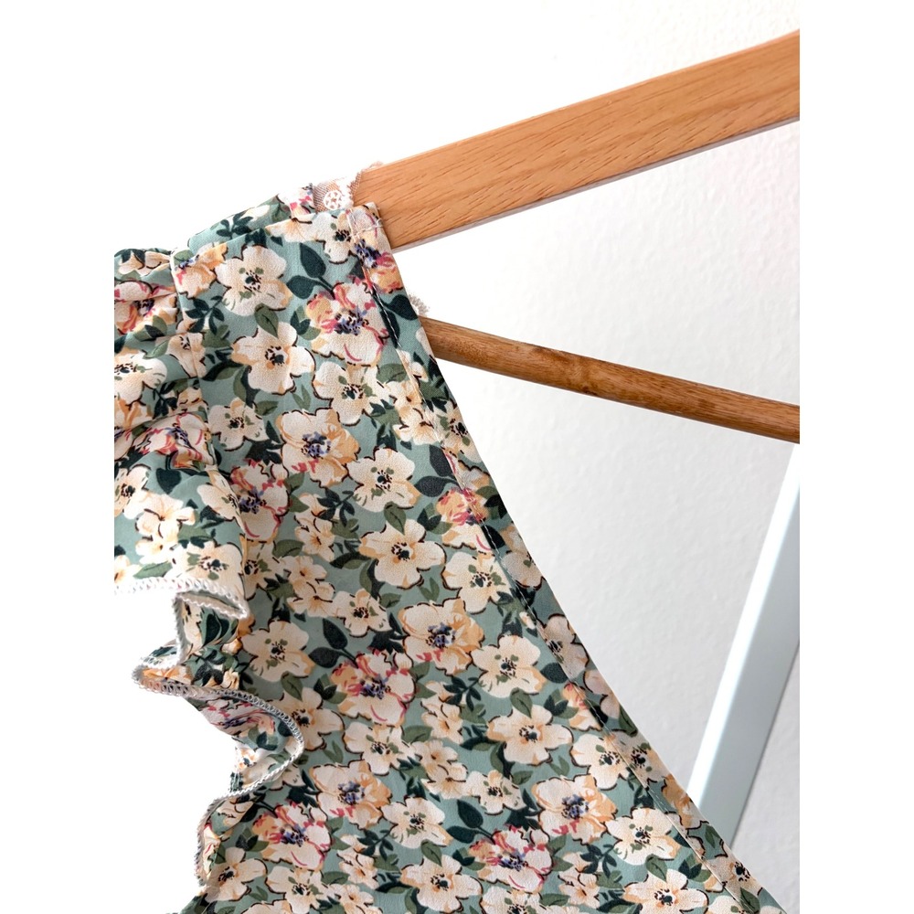 Sage Floral Babydoll Peplum Top Cottagecore Coquette Romantic Lace V Back Small - Picture 14 of 14